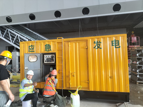 莱州怎样判断空气滤清器是否需要更换？